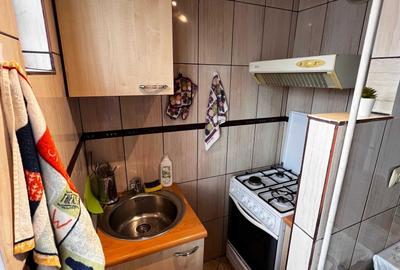Garsonieră decomandată în Dristor - 5