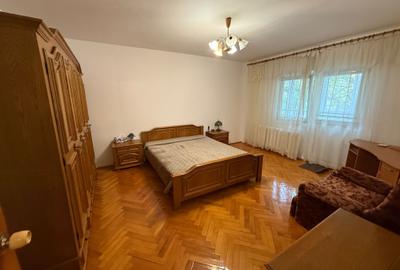 Garsonieră decomandată în Vitan
