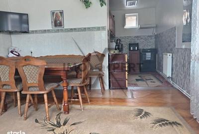 Casă cu 8 camere cu Canalizare în Mihai Viteazu - 7
