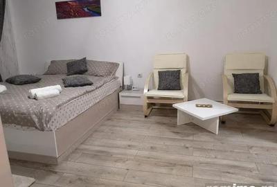 Garsonieră decomandată în Soarelui