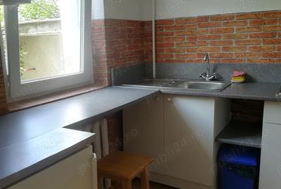 Ofer spre inchiriere garsoniera - 4