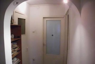 Apartament cu 3 camere decomandat în Drumul Taberei - 1