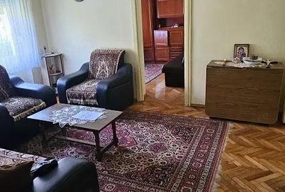 Apartament cu 3 camere decomandat în Central - 4