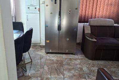 Apartament cu 3 camere decomandat în Central - 1