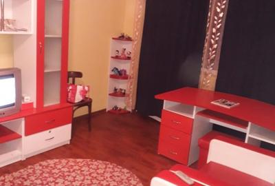 Inchiriere apartament 2 camere Auchan Vitan - 2