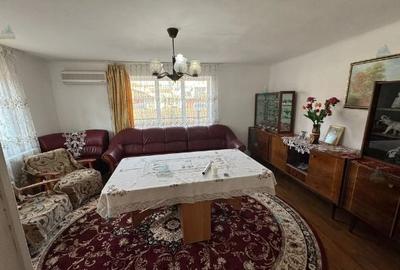 Casă cu 4 camere cu Canalizare în Semicentral - 8