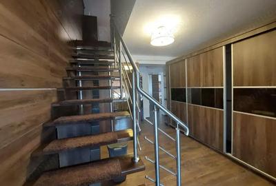 Apartament cu 4 camere în Central - 4