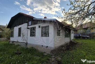Casă cu 3 camere cu Teren 713 Mp în Central - 3