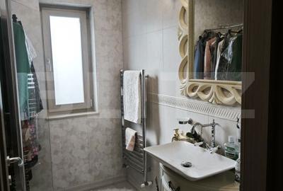 Apartament cu 3 camere în Central - 1