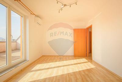 Apartament cu 2 camere decomandat în Bartolomeu - 3