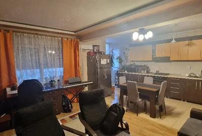 Apartament cu 3 camere decomandat în Tolstoi - 7