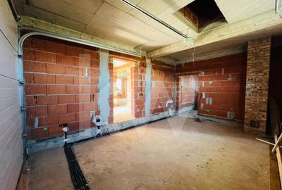 Casă individuală cu 5 camere cu Canalizare în Fughiu - 32