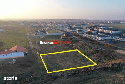Teren de 570 mp, în Sânmartin - 1