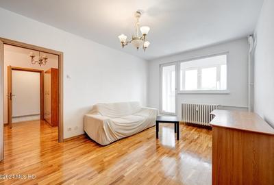 Apartament cu 2 camere decomandat în Titan - 2