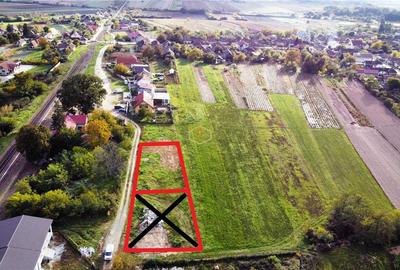 Teren Construcții intravilan de 657 mp, în Nord - 4