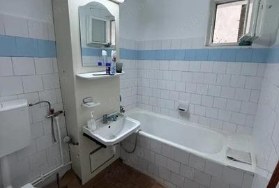 Apartament cu 3 camere decomandat în Central - 4