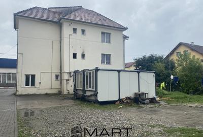 Casa cu 9 camere fiecare cu baie proprie - 2