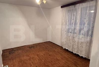 Apartament cu 3 camere decomandat în Roșu - 6