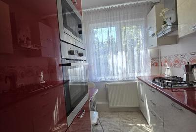 Apartament cu 3 camere semidecomandat în Calea Galați - 9