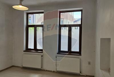Casă individuală cu 2 camere cu Teren 83 Mp în Calea Călărașilor - 4