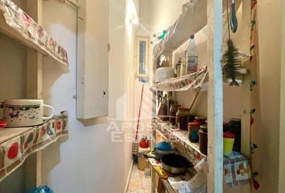 Apartament cu 3 camere semidecomandat în Central - 2