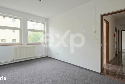 Apartament cu 5 camere decomandat în Astra - 6