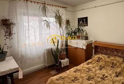 Apartament cu 3 camere decomandat, mobilat în Nicolina - 2