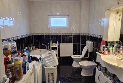 Casă cu 5 camere cu Teren 400 Mp în Central - 8