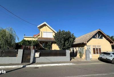 Casă cu 4 camere decomandat cu Teren 700 Mp în Central - 5