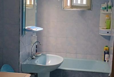 Apartament Trivale 2 camere Complex 1 decomandat confort 1 etaj 3 din 4 - 6