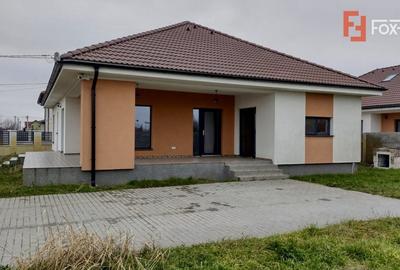 Casa individuala, cu 7 camere, de vanzare in Sacalaz - 1