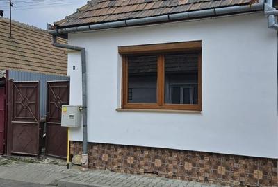 Casă cu 3 camere cu Teren 130 Mp în Central - 14