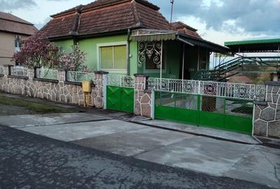 Casă cu 4 camere în Călărași - 1