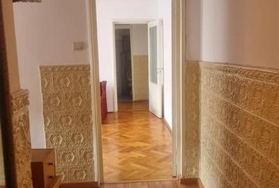 Apartament cu trei camere B-dul Unirii - 3