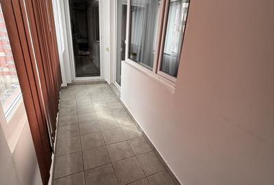 Apartament cu 2 camere decomandat în Central - 4