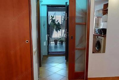Apartament cu 2 camere semidecomandat, mobilat în Sebastian - 9