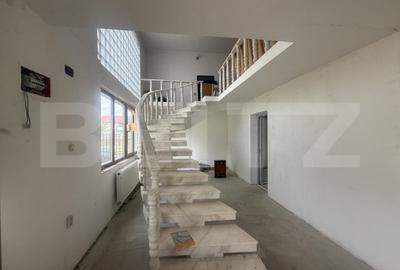 Casă cu 4 camere cu Teren 1027 Mp în Central - 12