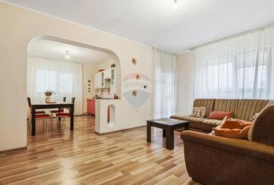 Casă cu 6 camere cu Teren 1581 Mp în Central - 2