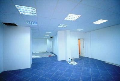 Spatiu cu vad 65mp Drumul Taberei piata - 2