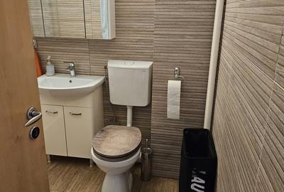 Apartament cu 2 camere decomandat în Văcăresti - 4