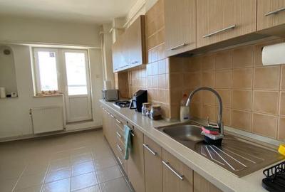 Apartament cu 3 camere, mobilat în Calea București - 5