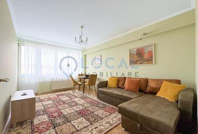 Apartament cu 3 camere semidecomandat, mobilat în Central