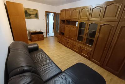 Inchiriez apartament cu 2 camere in zona Lipovei - 1
