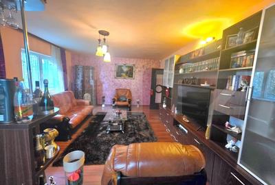 Casa parter 145 mp + teren 1.749 mp, strada Mircea Voda - 18