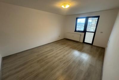 Bucium - Visan , centru , vila insiruita , garaj , libera - 8