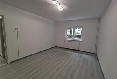 Apartament cu 2 camere, Renovat, Obcini, 2c-7411 - 1