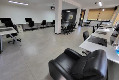 Cladire Birouri / Vila - 9