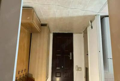 Apartament cu 3 camere decomandat în Apărătorii Patriei - 3