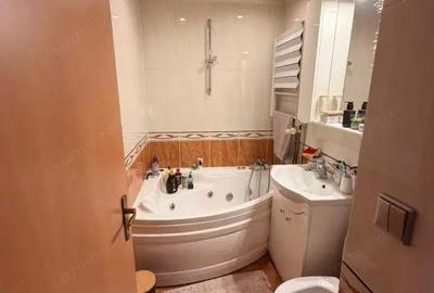 Apartament cu 2 camere decomandat, mobilat în Ultracentral