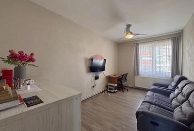 Casă cu 5 camere cu Teren 373 Mp în Lazaret